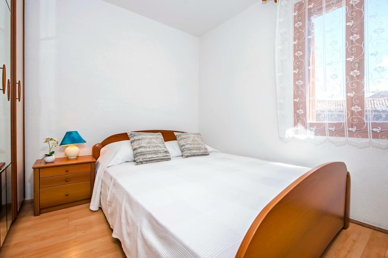 Guesthouse Ancient Stone Rovinj Zewnętrze zdjęcie
