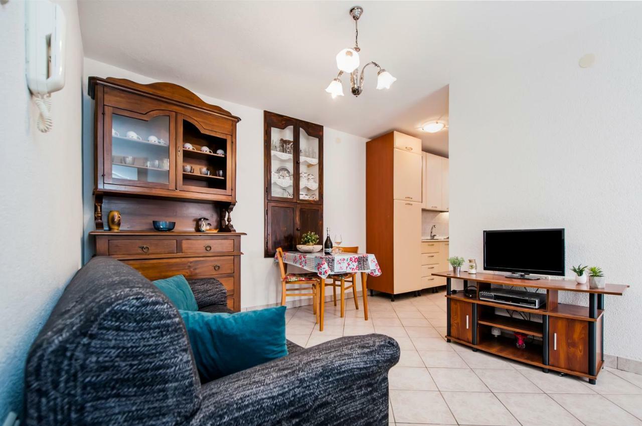 Guesthouse Ancient Stone Rovinj Zewnętrze zdjęcie