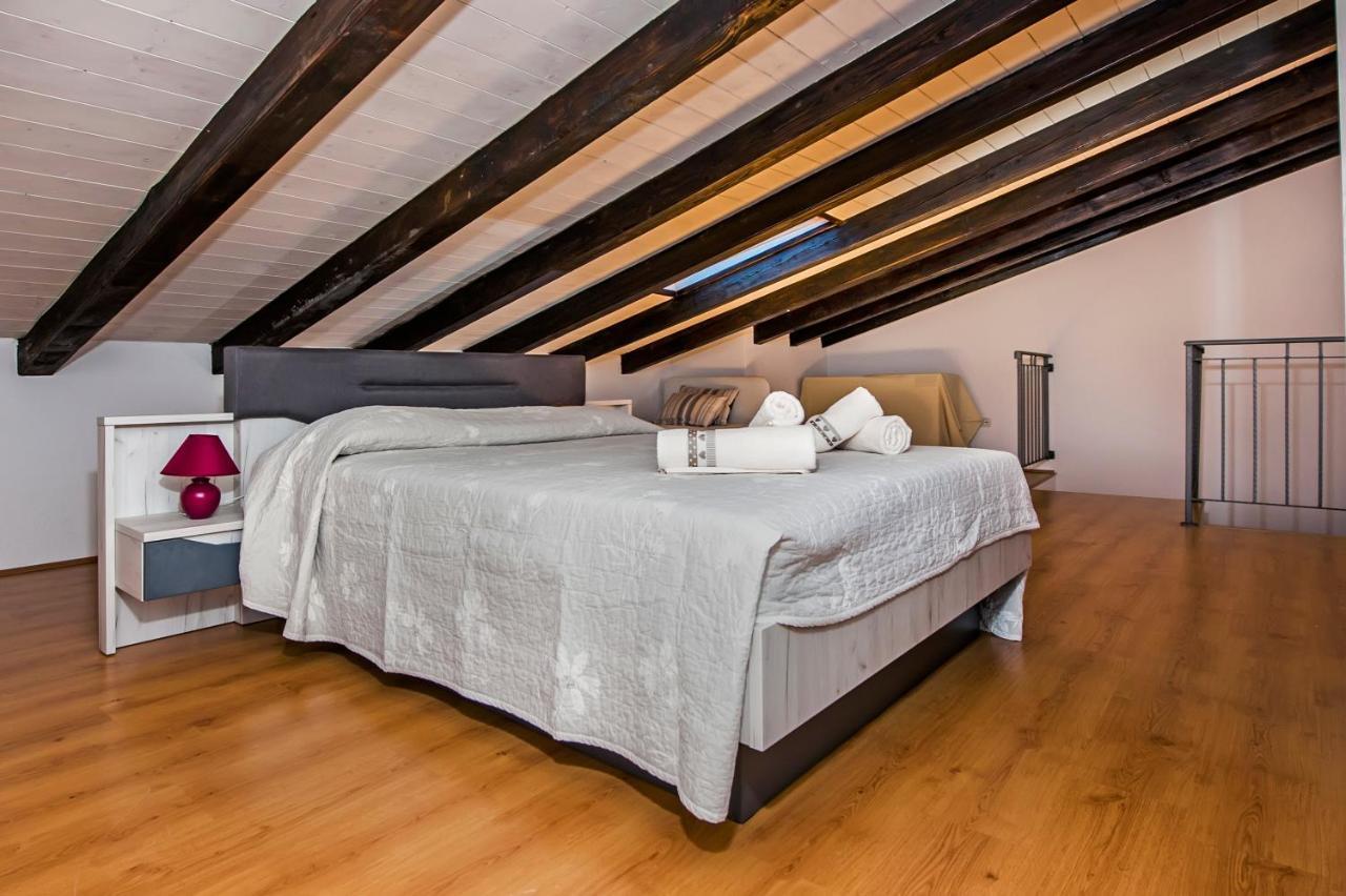 Guesthouse Ancient Stone Rovinj Zewnętrze zdjęcie